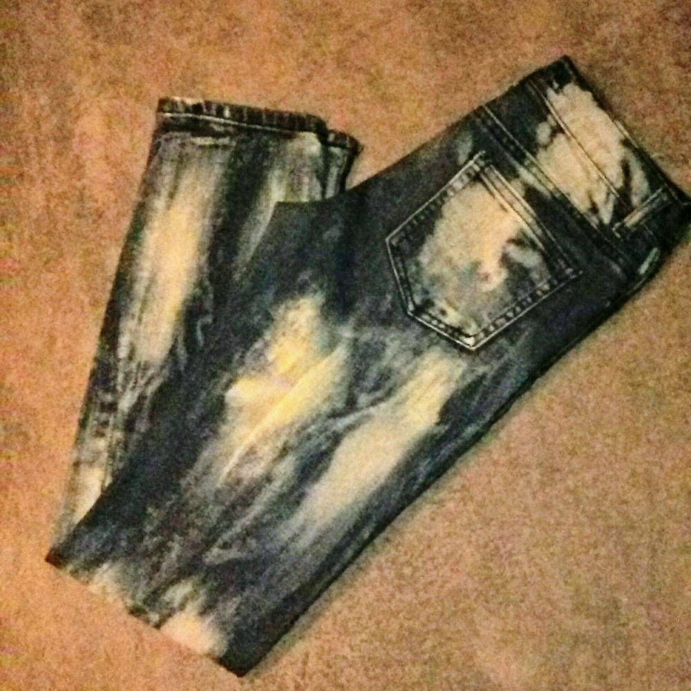 Acid wash jeans.
